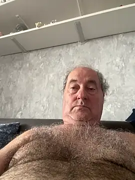 csikar Live XXX-chat