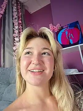Rimmahottes Adlı Modelin Canlı XXX Sohbeti
