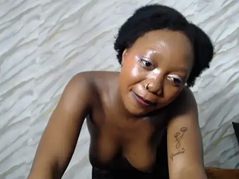 SpicyMackenzie22 Chat XXX live