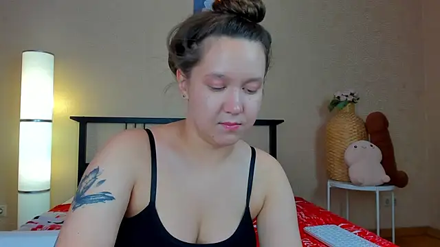 Mira_Karter live XXX chat