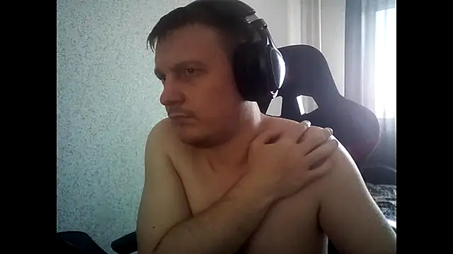 MysteriousWanderer's Live XXX Chat