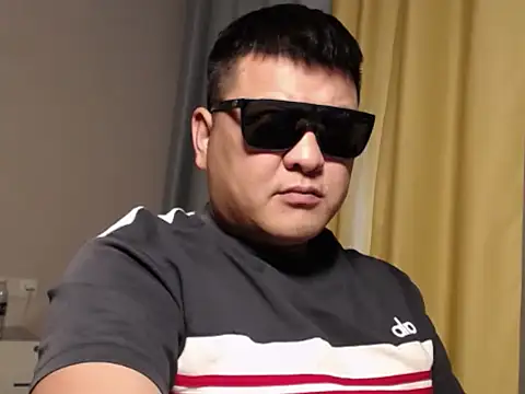 zhang1118のライブXXXチャット