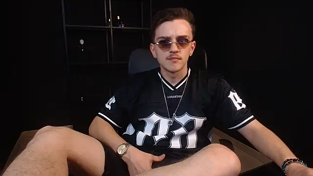 FelixStarkk 现场XXX聊天