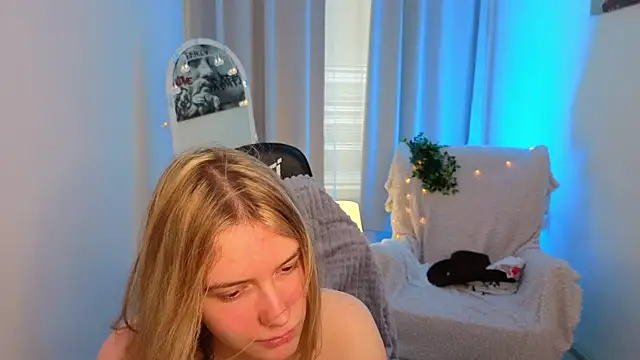 MilanaRayy Chat XXX live