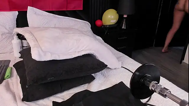 Czat XXX na żywo – MiiaaMoonroee