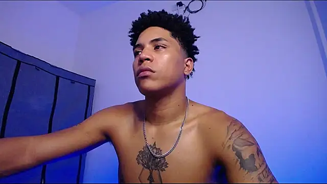 LatinEvanoBBC – Live XXX-chat