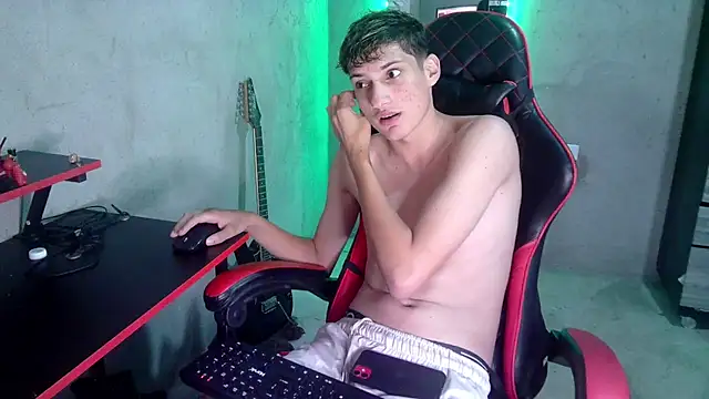 Pablito_Junior11n Live XXX chat