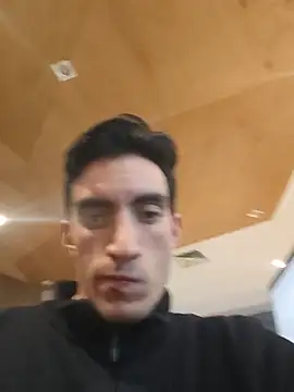 Živý XXX chat TommyMomentum
