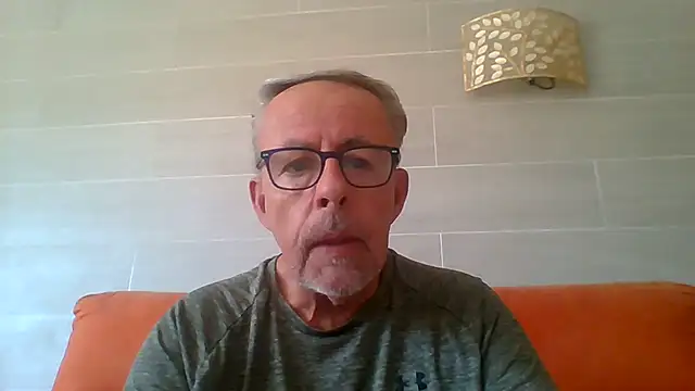 Chat +18 de tuggy59 ao vivo