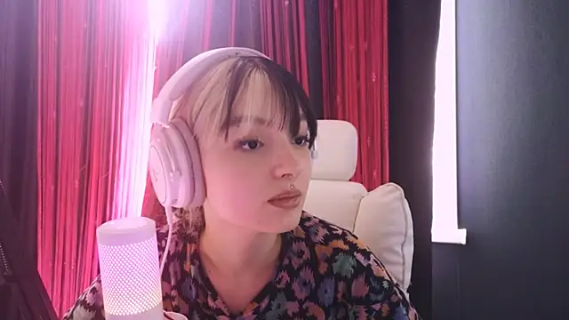 Chat XXX en directo de Avi_Nile