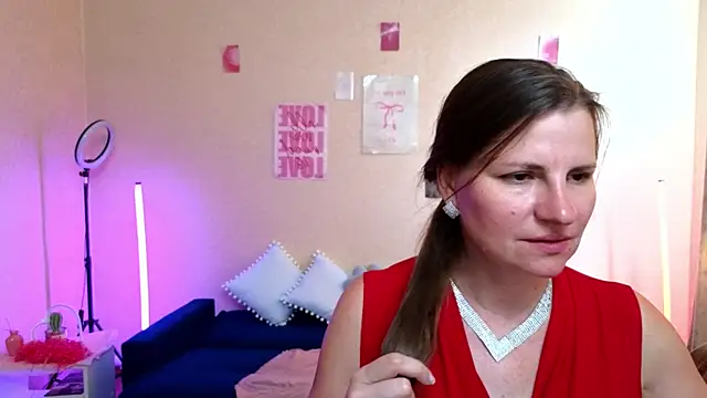 Mirabelle_Velvet's Live XXX Chat
