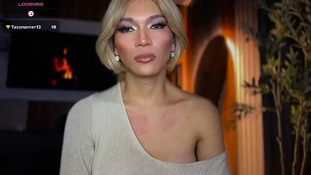 הופעת וובקאם של Maria_Manika