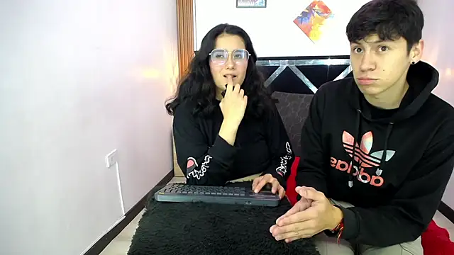 Chat XXX en directo de MIA_COINS