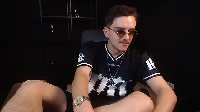 FelixStarkk – Naživo XXX chat