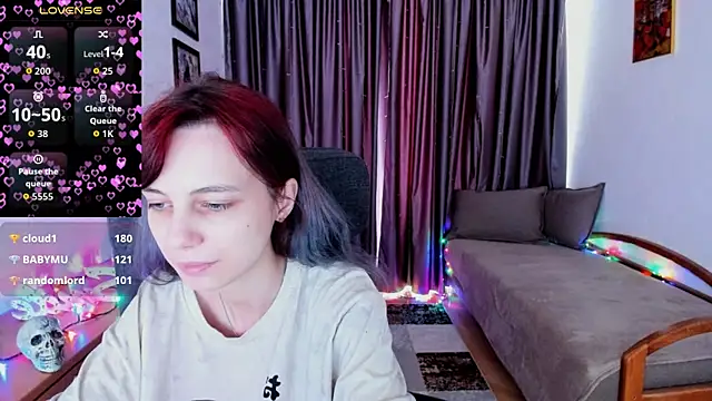 Chat +18 de MiniLysii ao vivo