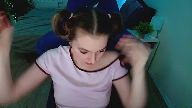 CranberryHot's Live XXX Chat