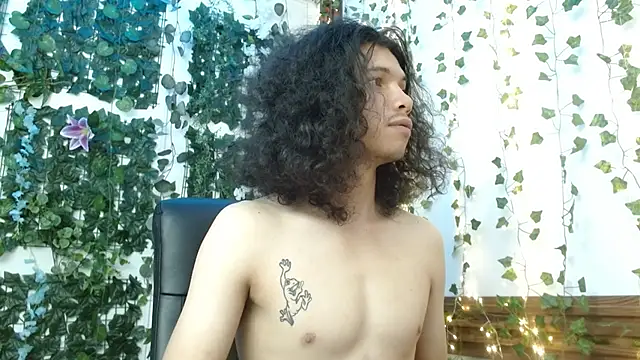 Chat XXX en directo de Frankie_Lm