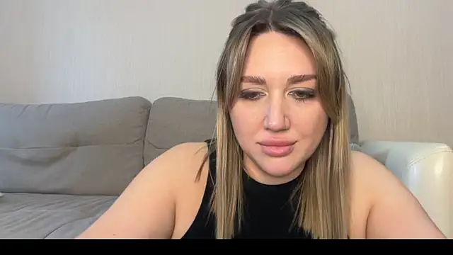 Chat +18 de VickyLove047 ao vivo