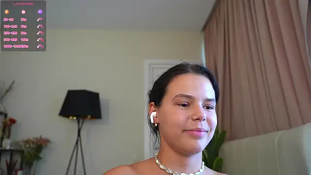 XXX chat uživo modela ObduliaBottini