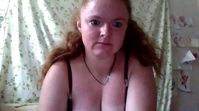 Rae_Jeannie Live XXX-Chat