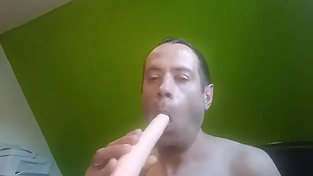 matdev82 Live XXX Chat