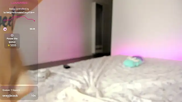 mayaamor Adlı Modelin Canlı XXX Sohbeti
