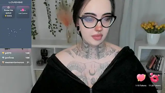 Dixi_Pixi_n Live XXX chat