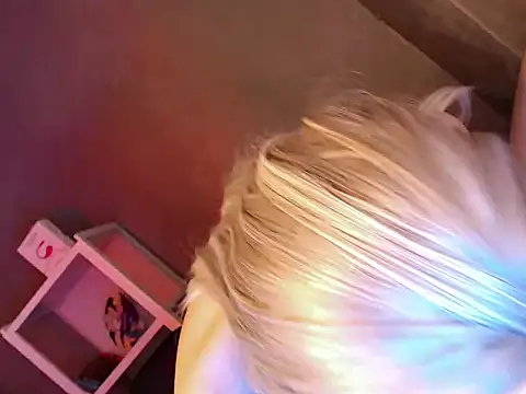 XXX chat uživo modela coffe_cat28