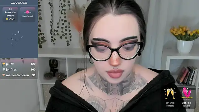 Czat XXX na żywo – Dixi_Pixi_