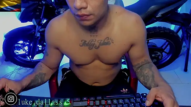 zeus_7777's Webcam Show