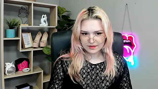 Chatroom XXX en direct de SweetLilyxo