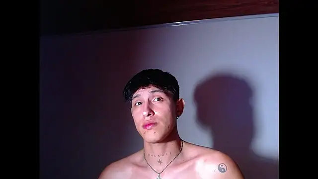 rowanbig লাইভ XXX চ্যাট
