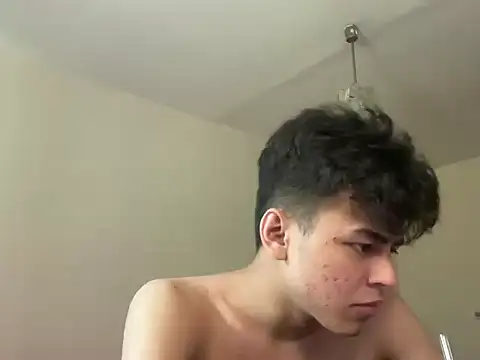 ToddWarren's Live XXX Chat