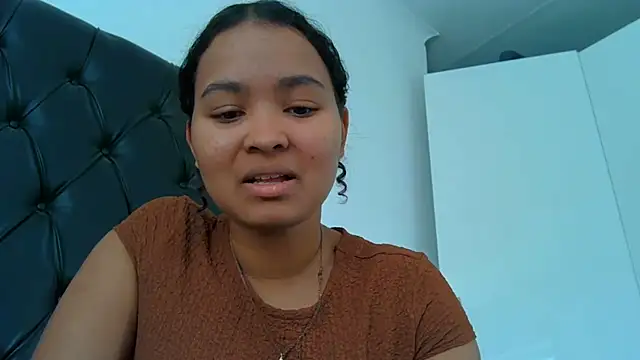 Czat XXX na żywo – indianaphrodite1