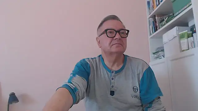 YOU6me Chat XXX live