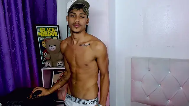 Angel_foxc13 – Naživo XXX chat