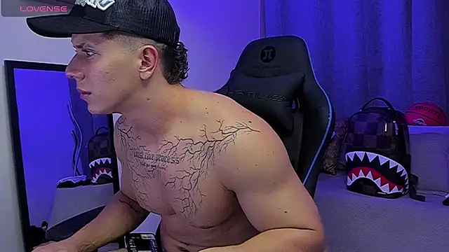 Chatroom XXX en direct de ASHTON_HILS