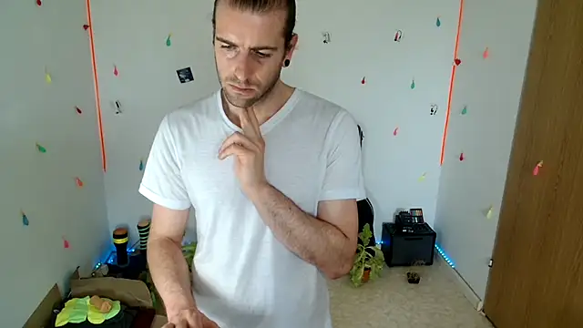 Chatroom XXX en direct de hei_69