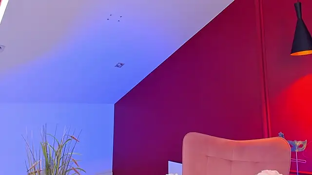 LunaKale Adlı Modelin Canlı XXX Sohbeti