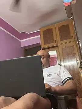 Dick_6inches_Delhi's Live XXX Chat