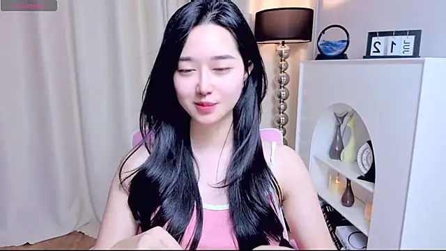 miuu6868 即時 XXX 聊天