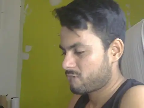 Stubborndesiboy Chat XXX in diretta