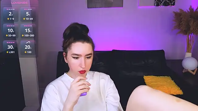 Lily_xBabe 现场XXX聊天