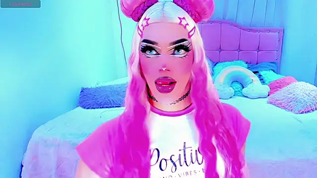 Shiaki_04 Adlı Modelin Canlı XXX Sohbeti