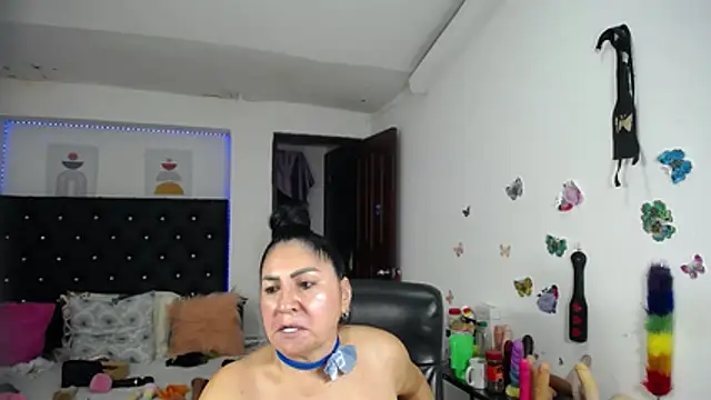 Czat XXX na żywo – mature_bigboobs10