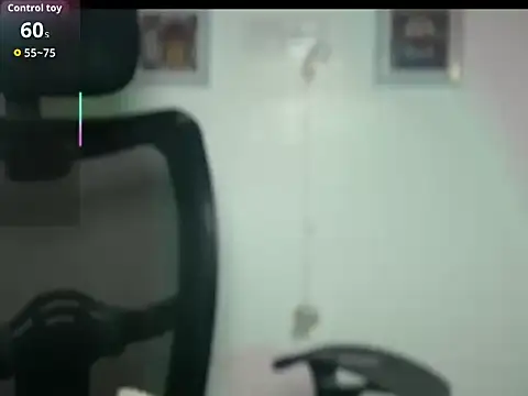 naughty_nazara 现场XXX聊天