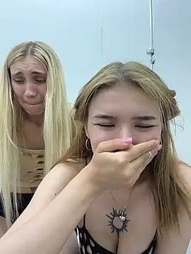 Онлайн чат XXX FlashTitsRoyal
