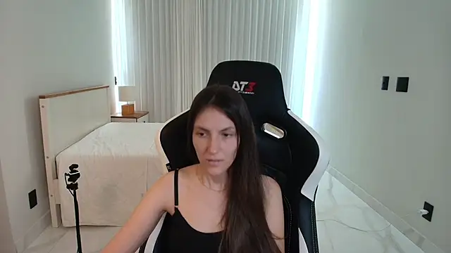 upssnowy Adlı Modelin Canlı XXX Sohbeti