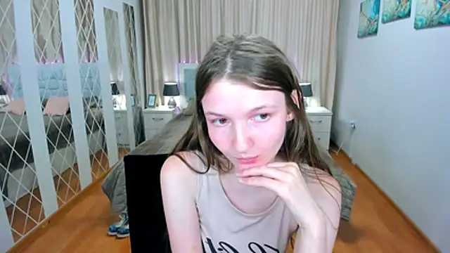 NikaRain 라이브 XXX 채팅