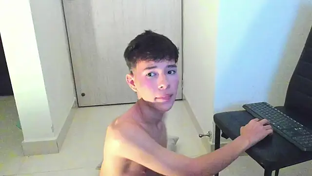 Czat XXX na żywo – ash_ka